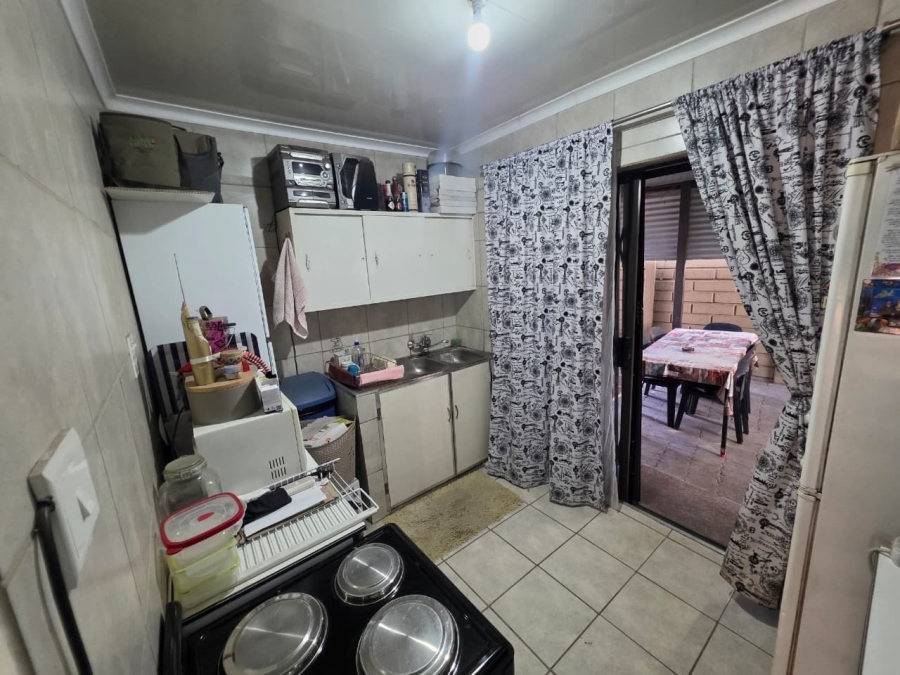 4 Bedroom Property for Sale in Oos Einde North West